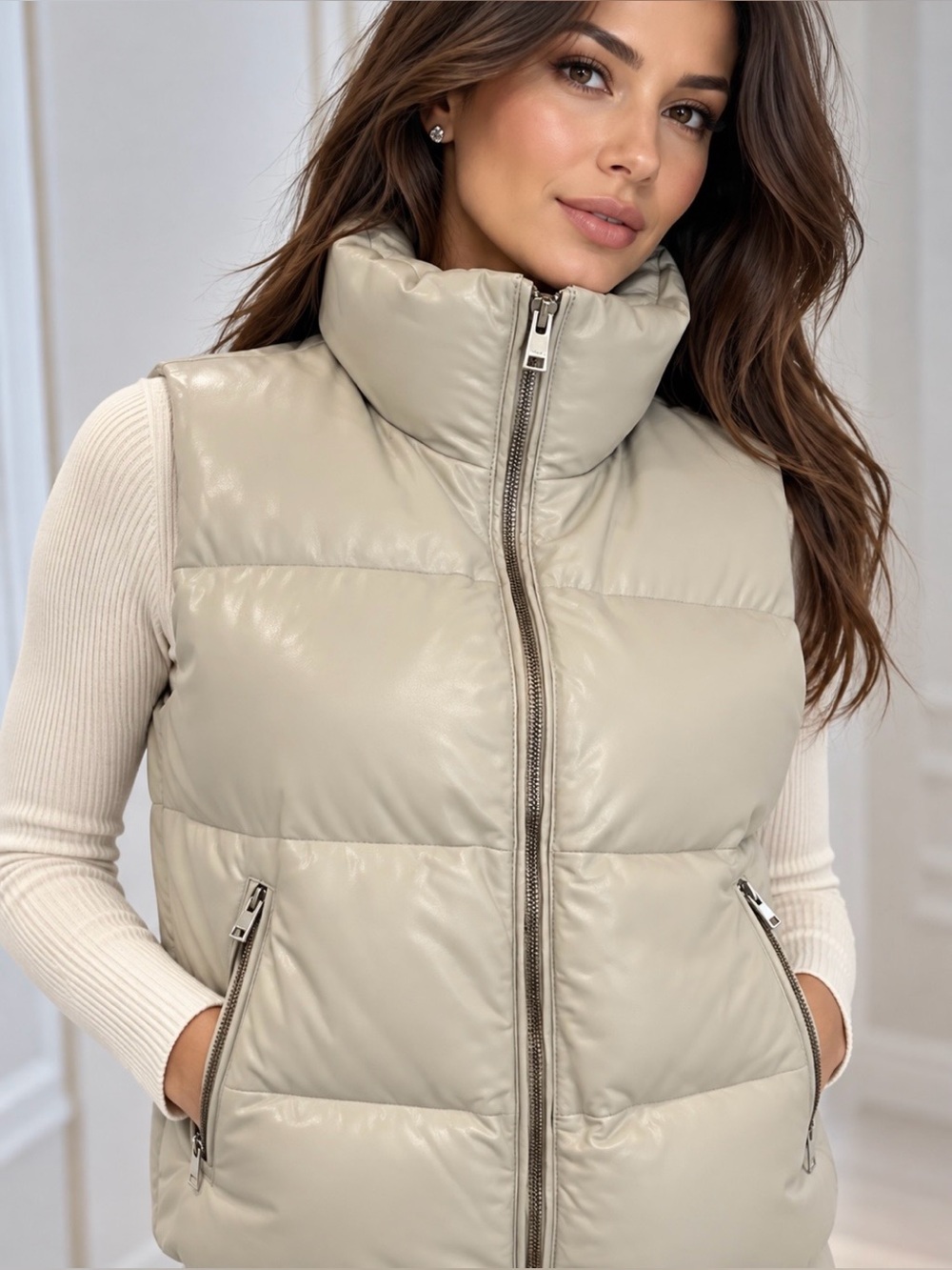 LAMARQUE
HINNA LEATHER DOWN VEST size XS